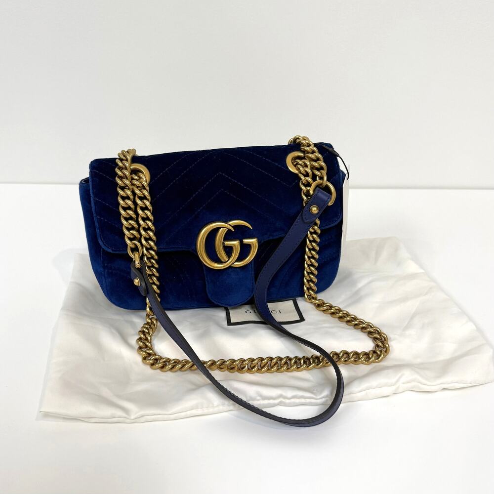 GUCCI Blue Velvet Gold Chain GG Marmont Crossbody Shoulder Bag Logo Heart
